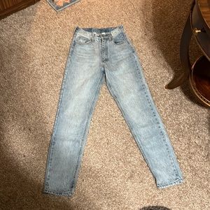 High rise mom jeans size S